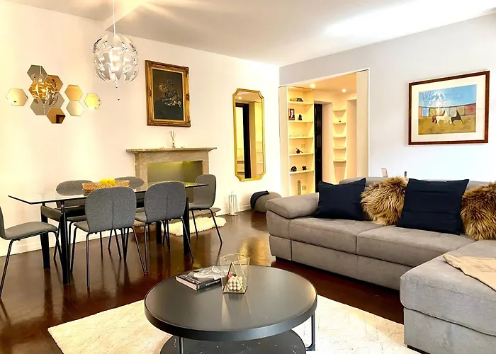 Duomo Area 2 Bedroom Appartment Deluxe
