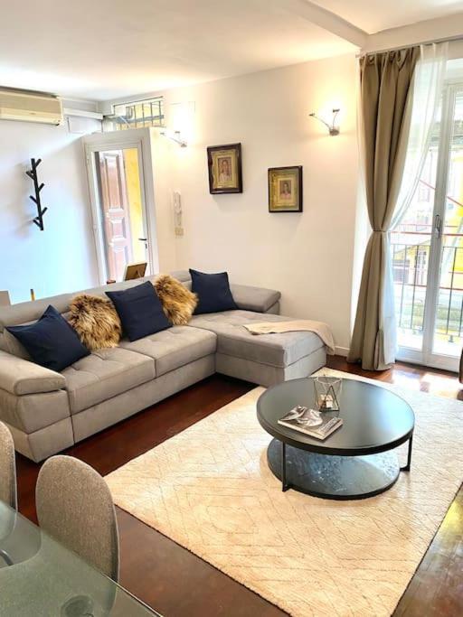Duomo Area 2 Bedroom Deluxe Appartement Milan
