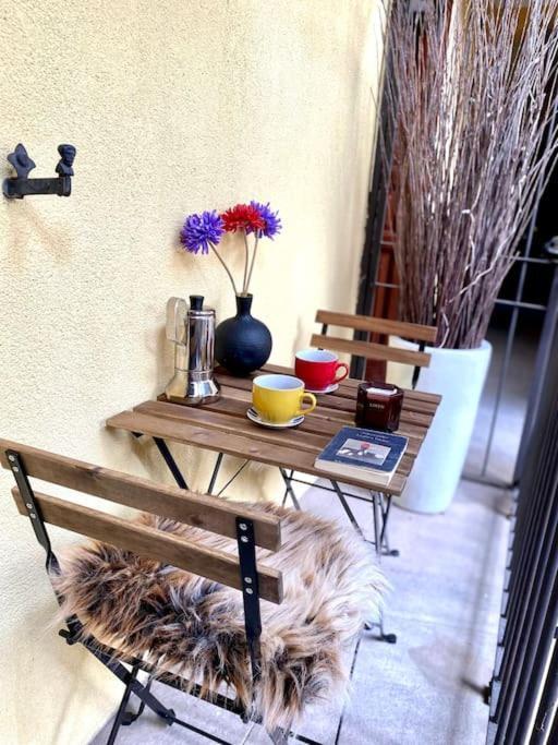Duomo Area 2 Bedroom Deluxe * Milan